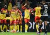 Lens bat Strasbourg et met la pression sur le PSG
