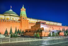 Guerre en Ukraine : la Russie accuse Kiev d’avoir voulu assassiner Poutine dans une attaque de drones sur le Kremlin