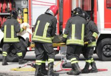 Pompier mort à Saint-Denis : d’où vient le lien, pour l’instant non établi, avec les violences urbaines ?