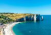 La plage d’Étretat, joyau menacé du littoral français
