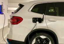 La voiture électrique sauvera-t-elle vraiment la planète… ou le capitalisme ?